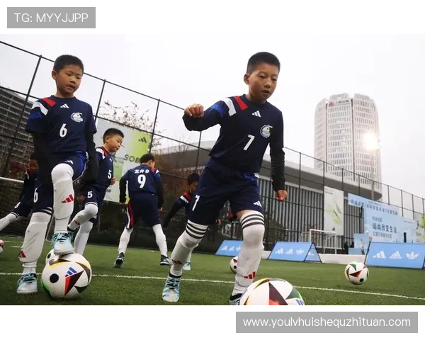 华体会体育网页版操作界面简洁友好，帮助新手快速上手体验专业体育博彩的乐趣